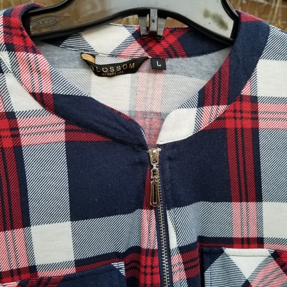 Bloom Plaid Shirt - Picture 2 of 4